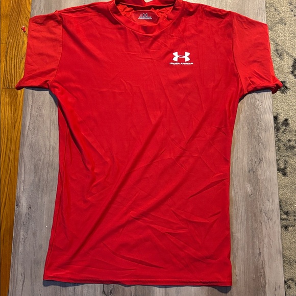 Under Armour Bold Red Tee - Picture 1 of 1